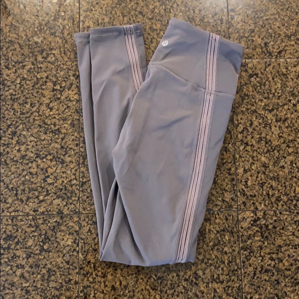 Lululemon Size 6 Power Lines Pant 28”